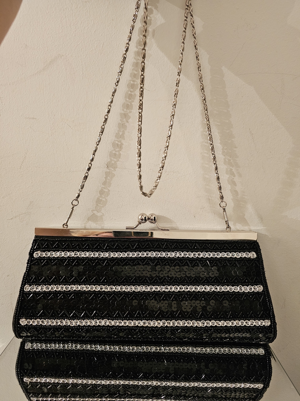 Evening Black Sequined Chain Clutch
